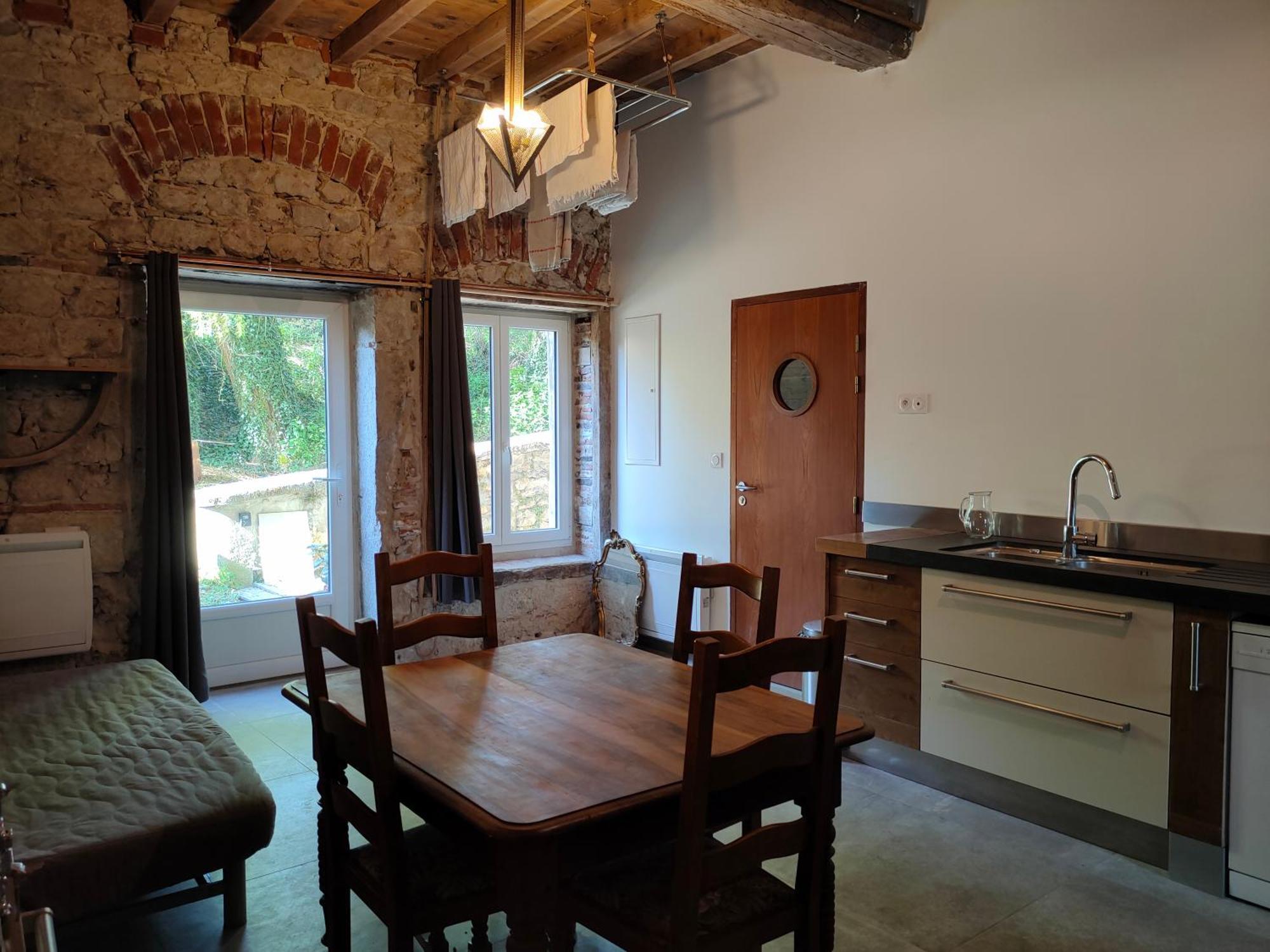 Du Longevent Apartment